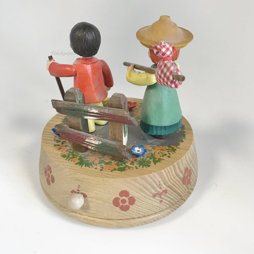 f210 Vintage Original Anri Musical Box Thorens Swiss "Do you know where you are going to"
