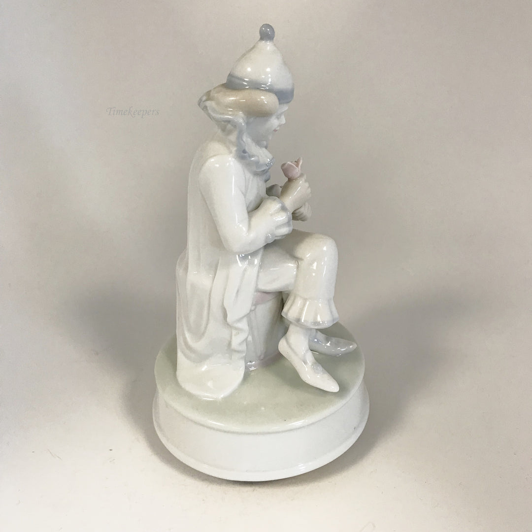 f218 Vintage Arnart 1986 Musical Box Porcelain Harlequin