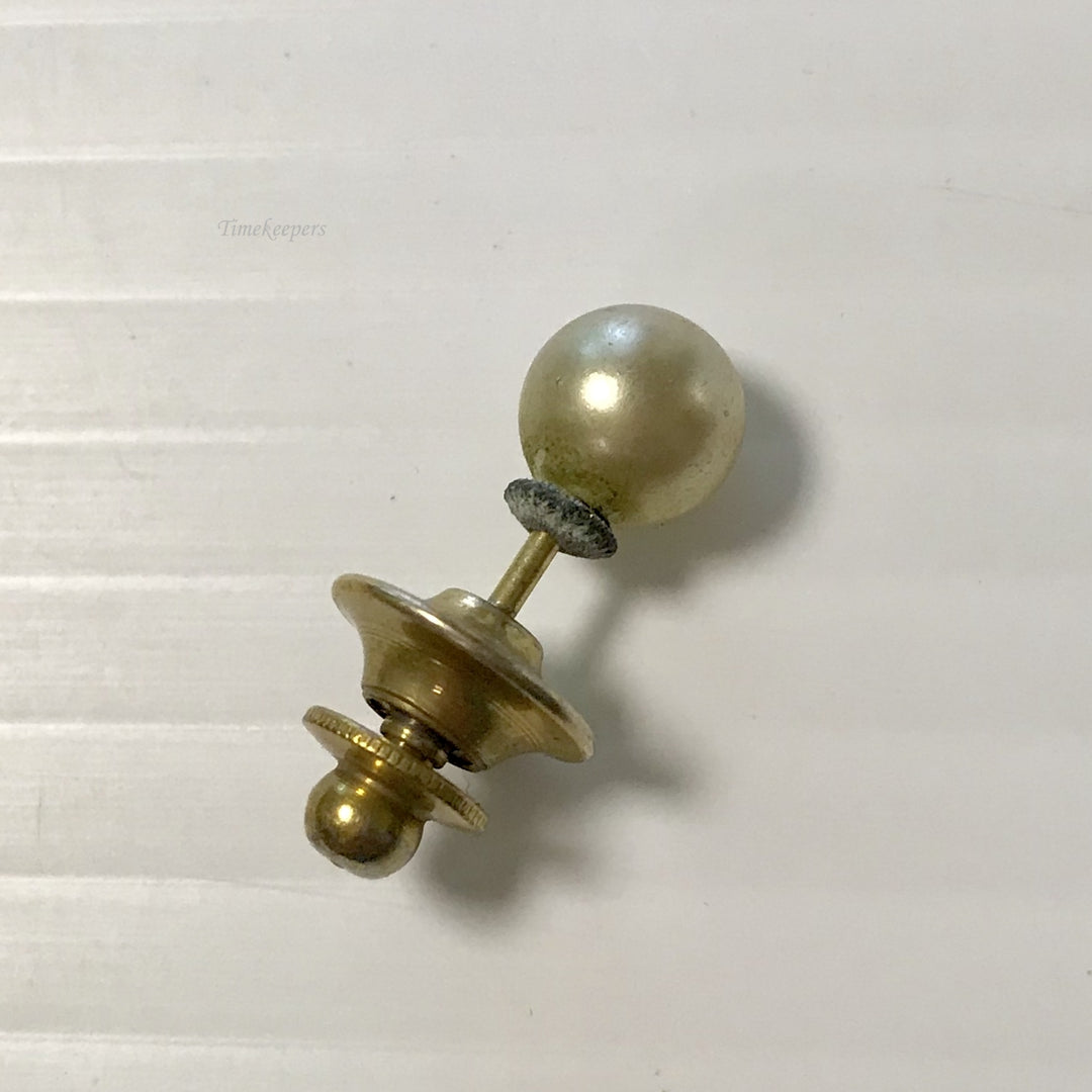 f376 Vintage Gold Tone Pearl Tie Tack