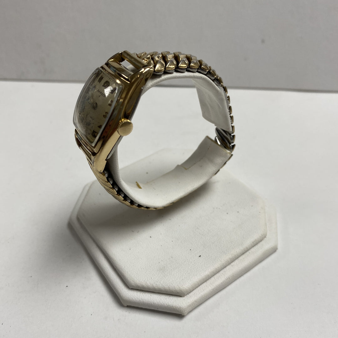 f458 Vintage Banner Swiss Mechanical Men's Wrist Watch Gold Tone 17J