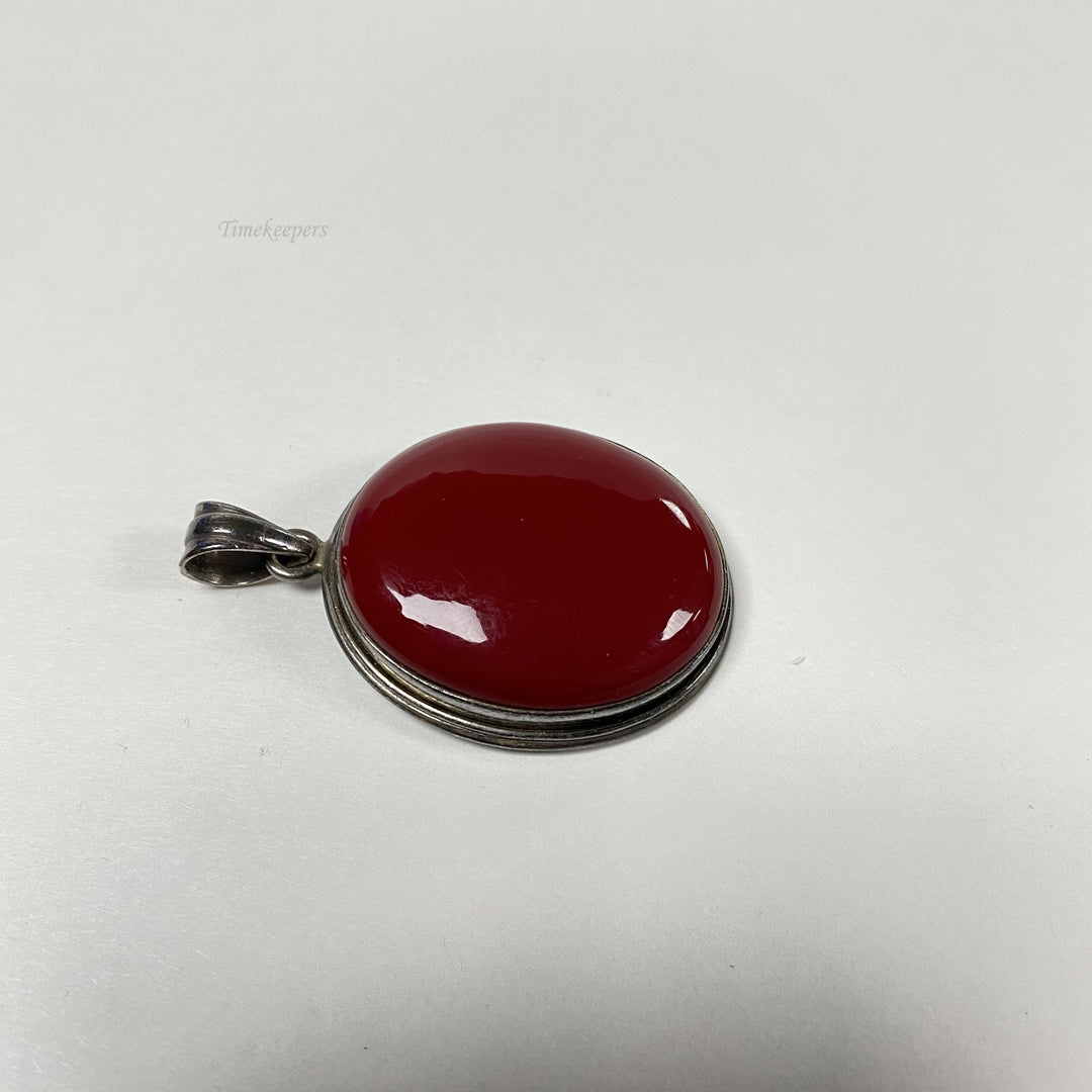 f514 Vintage Sterling Silver Large Oval Pendant with Red Genuine Stone