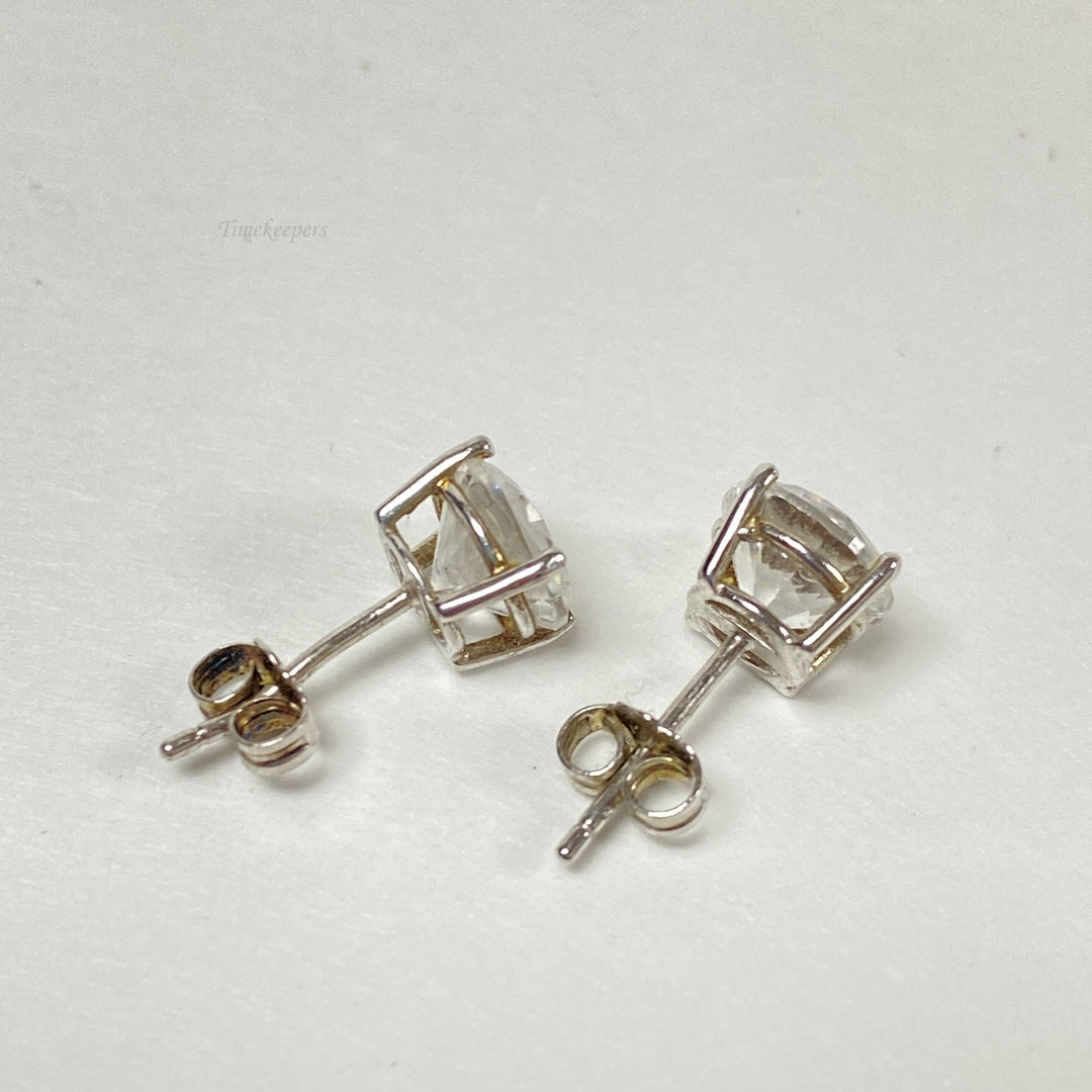 f524 Vintage Sterling Silver White Genuine Stone Stud Earrings