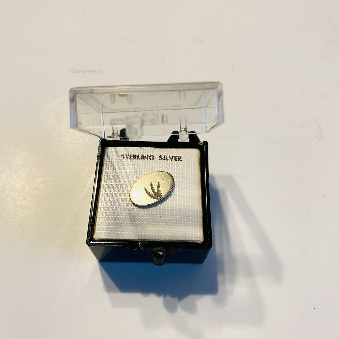 f602 Vintage Sterling Silver Brushed Finish Oval Tie Tack