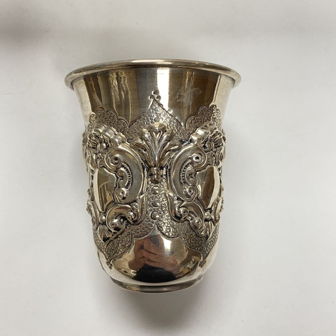 f931 Antique Hazorfim 925 Sterling Silver Israel Carved Wine Cup Plate Set of 2