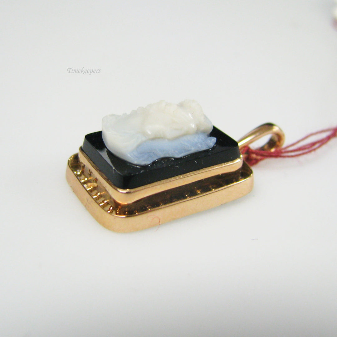 g029 Ornate 14k Rose Gold Cameo Pendant