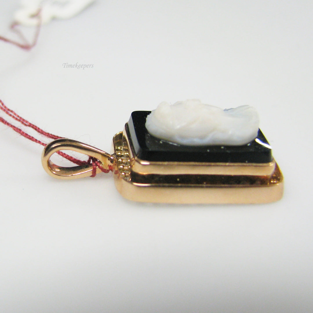g029 Ornate 14k Rose Gold Cameo Pendant