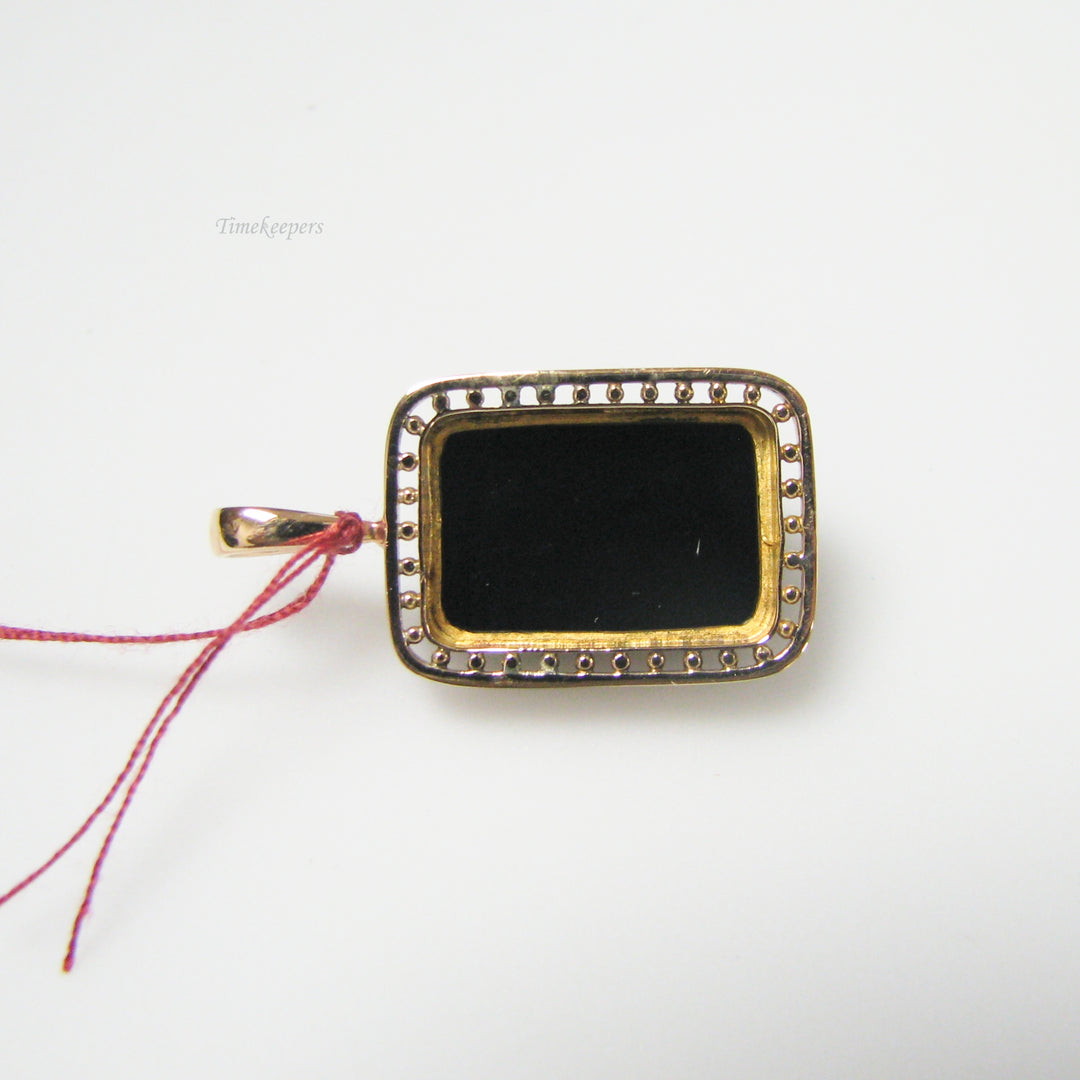 g029 Ornate 14k Rose Gold Cameo Pendant