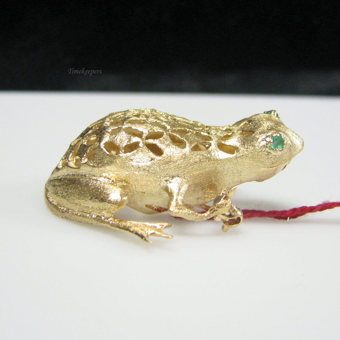 g030 Unique 14k Yellow Gold Emerald Frog Brooch / Pin