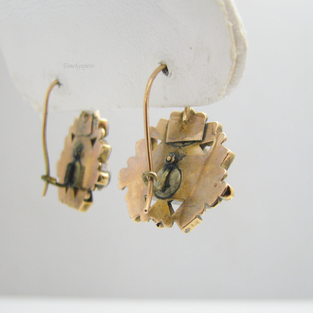 g038 Pretty 14k Yellow Gold Black Onyx Earrings