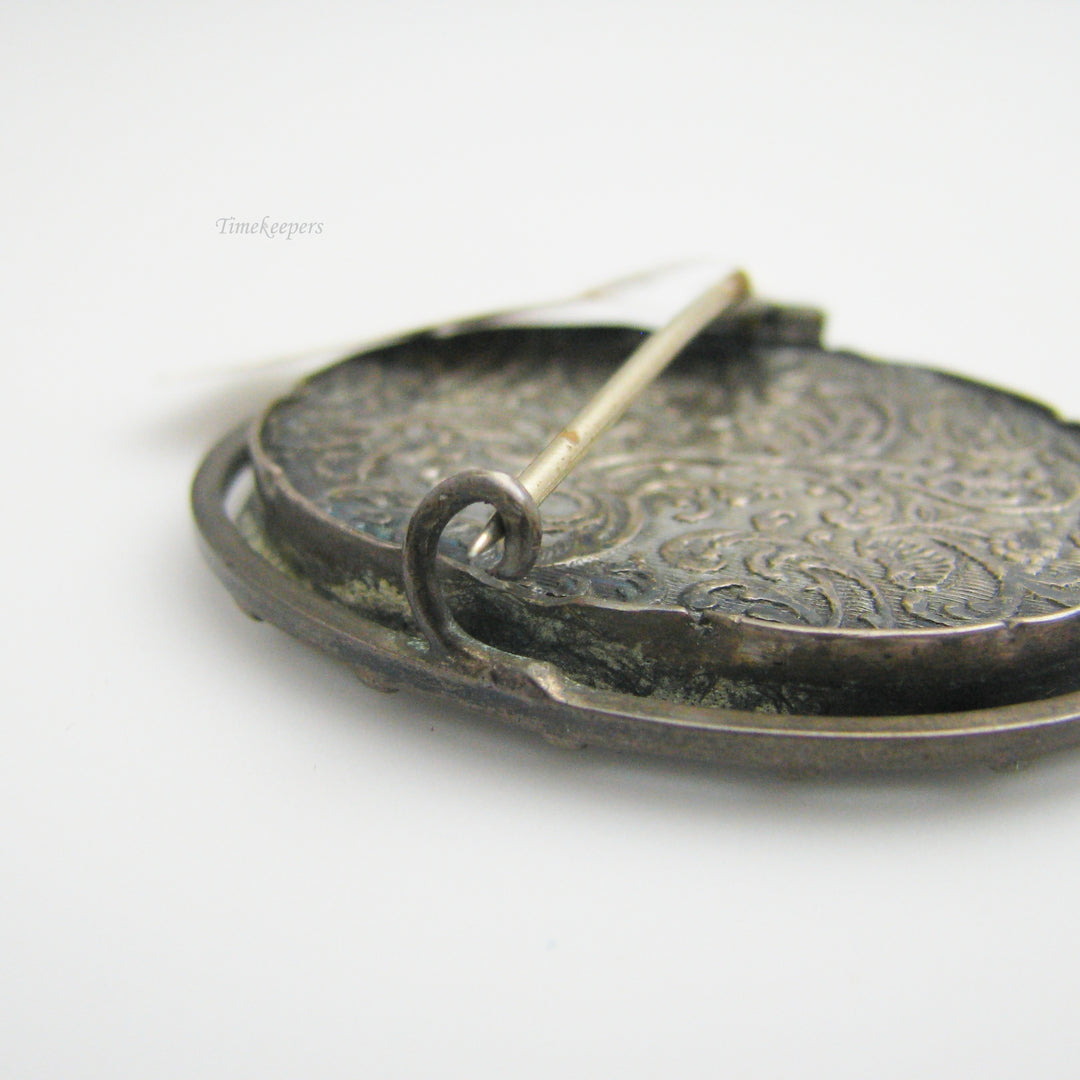 g044 Silver Saint Cecilia Brooch / Pin