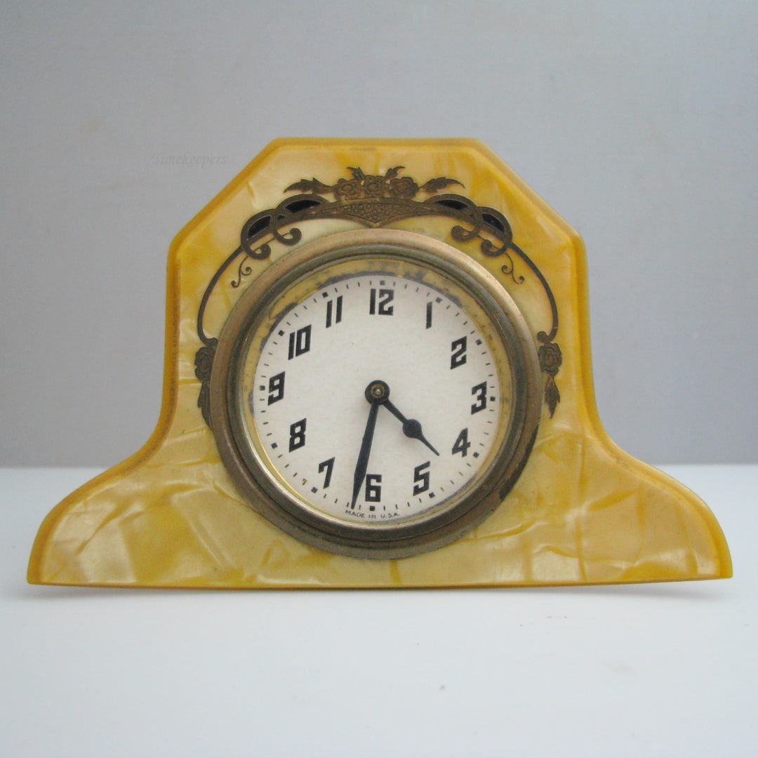 g109 Vintage American Bakelite 1930s Clock