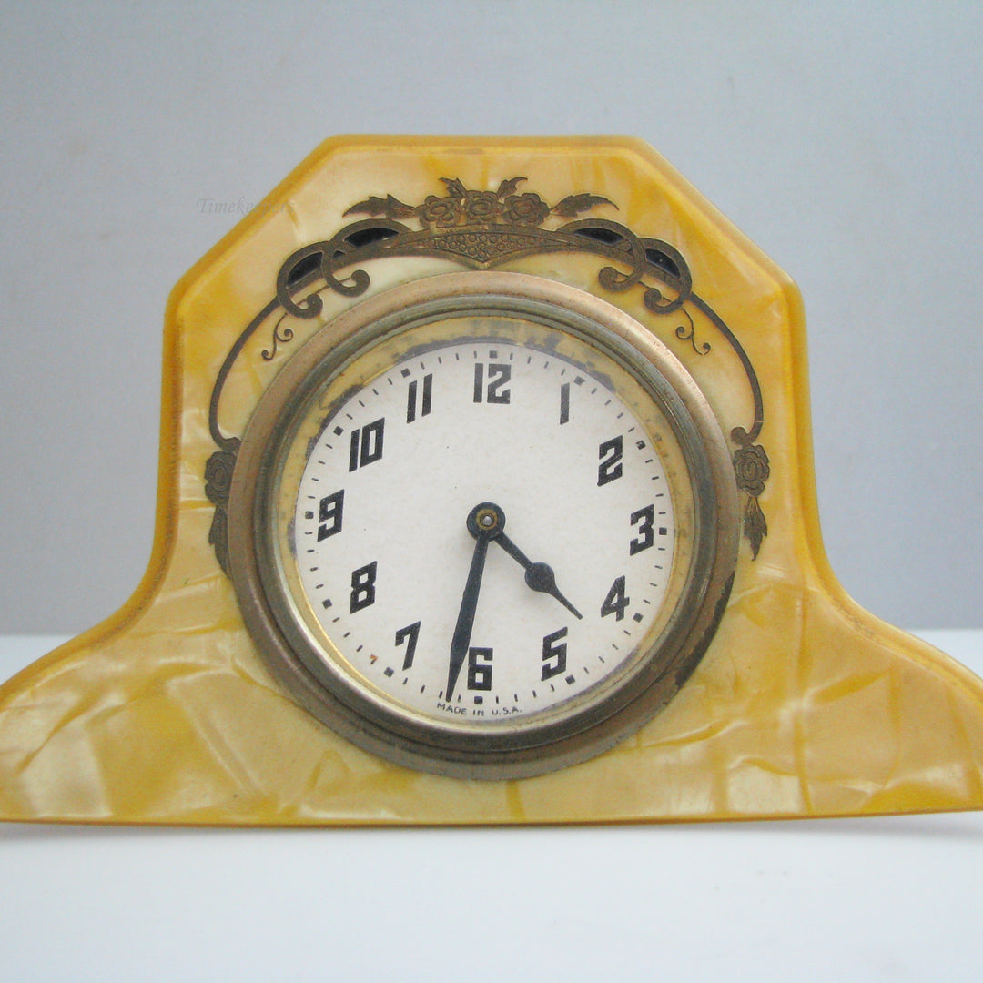g109 Vintage American Bakelite 1930s Clock