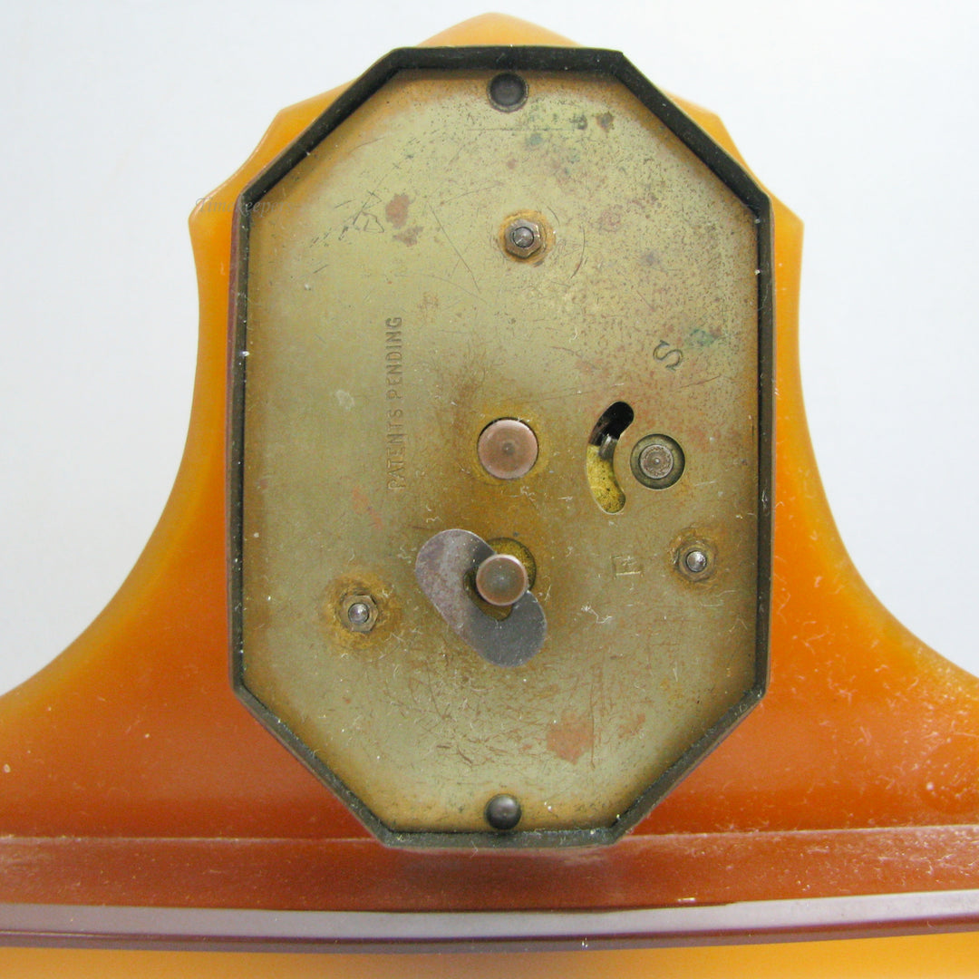 g110 Unique American 1930s Clock