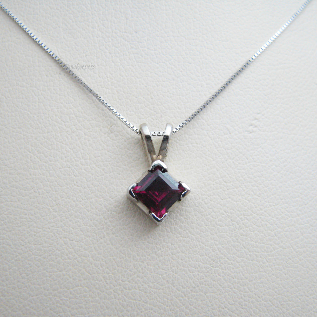 g112 Pretty 14kt White Gold 18" Synthetic Ruby Necklace