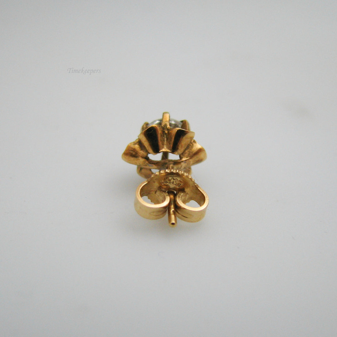 g116 Beautiful 14k Yellow Gold Diamond Buttercup Earrings