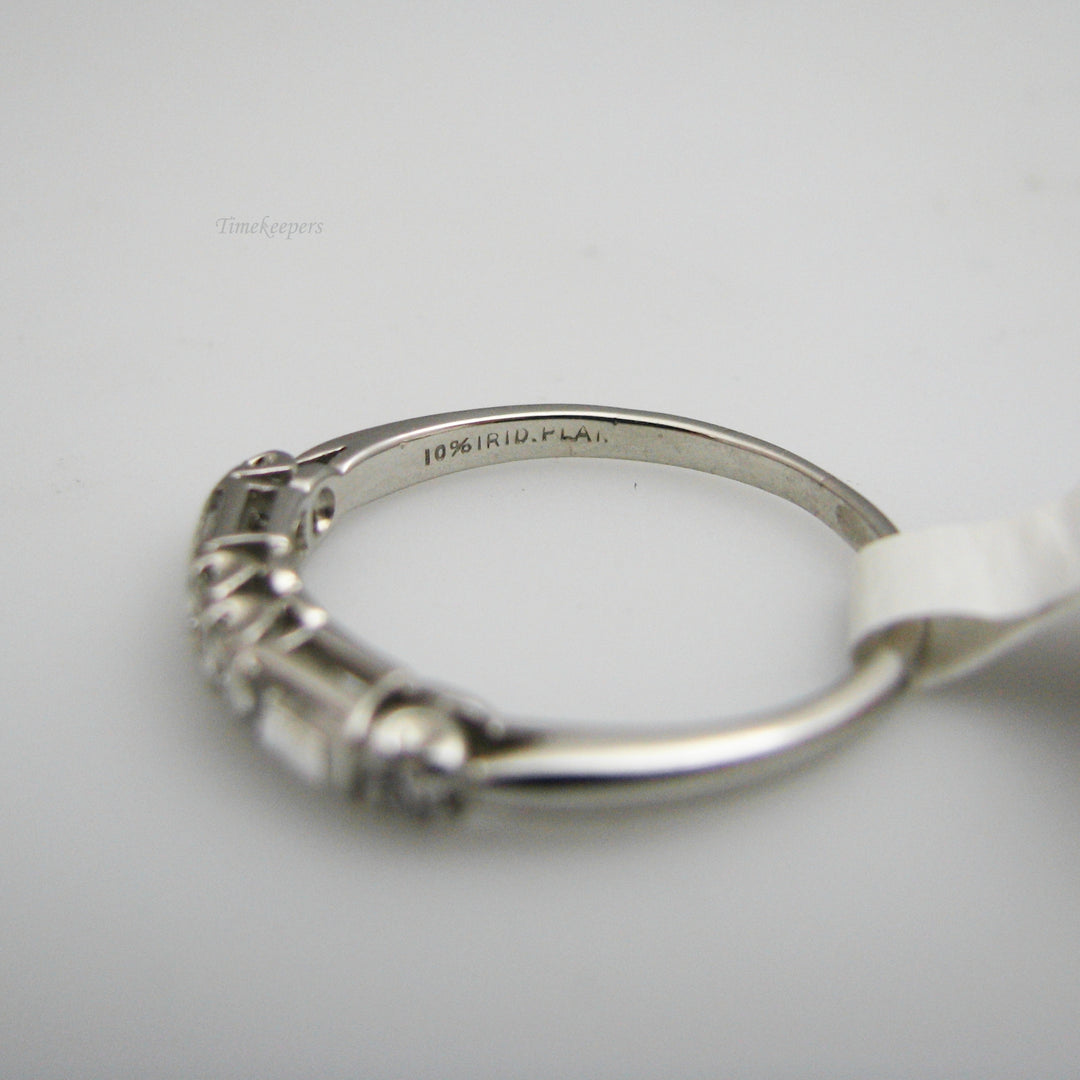 g126 Gorgeous Platinum Diamond Wedding Ring