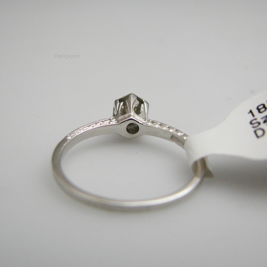 g129 Stunning 18k White Gold Diamond Engagement Ring