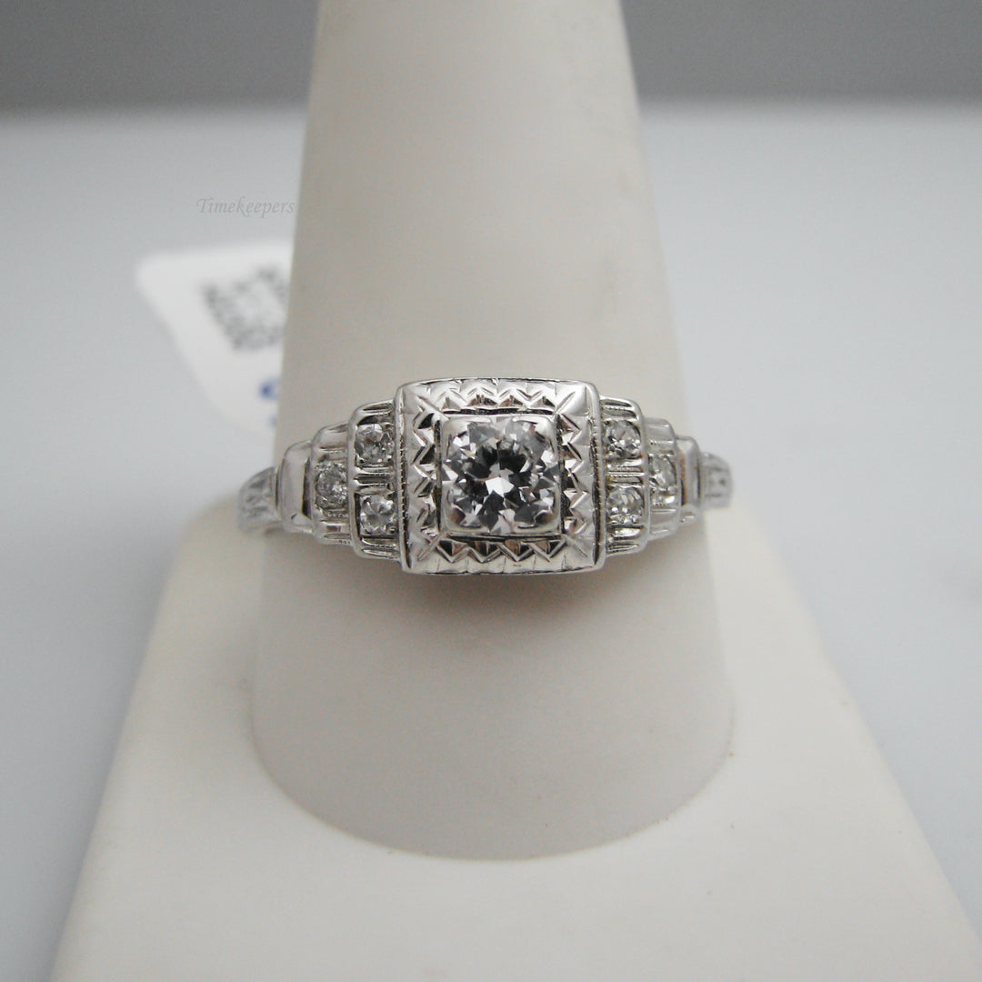 g135 Brilliant 18k White Gold Diamond Engagement Ring
