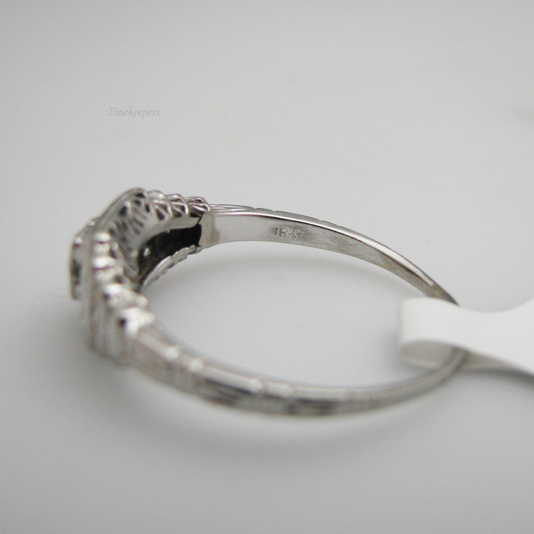 g135 Brilliant 18k White Gold Diamond Engagement Ring