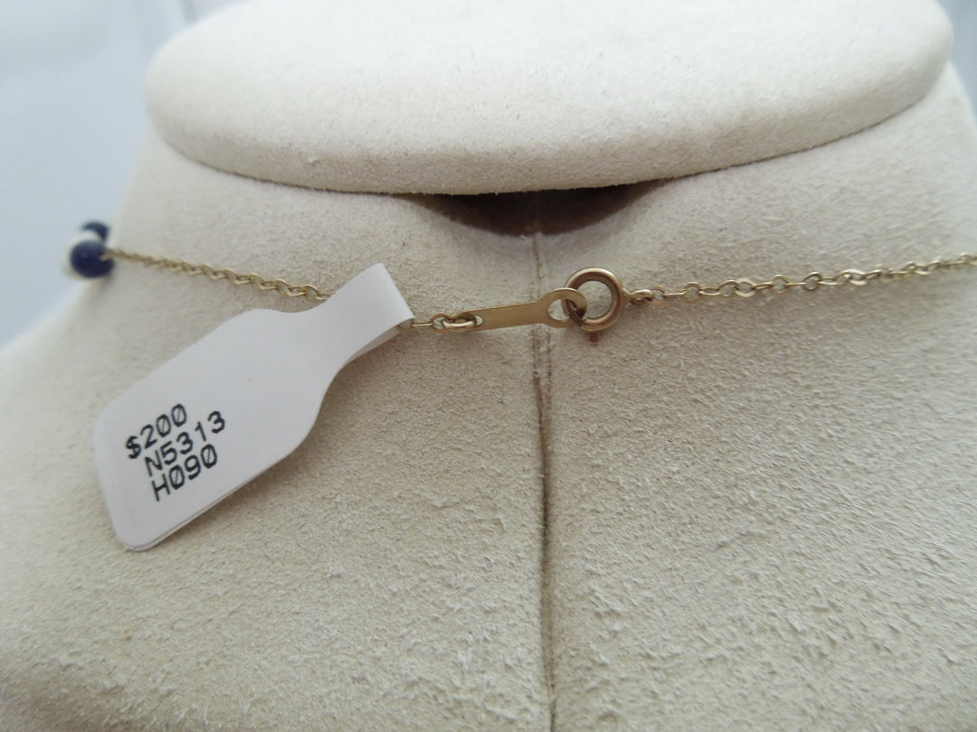 g398 Beautiful Necklace with Lapis Lazuli and Pearls on a Delicate 14kt YG Chain