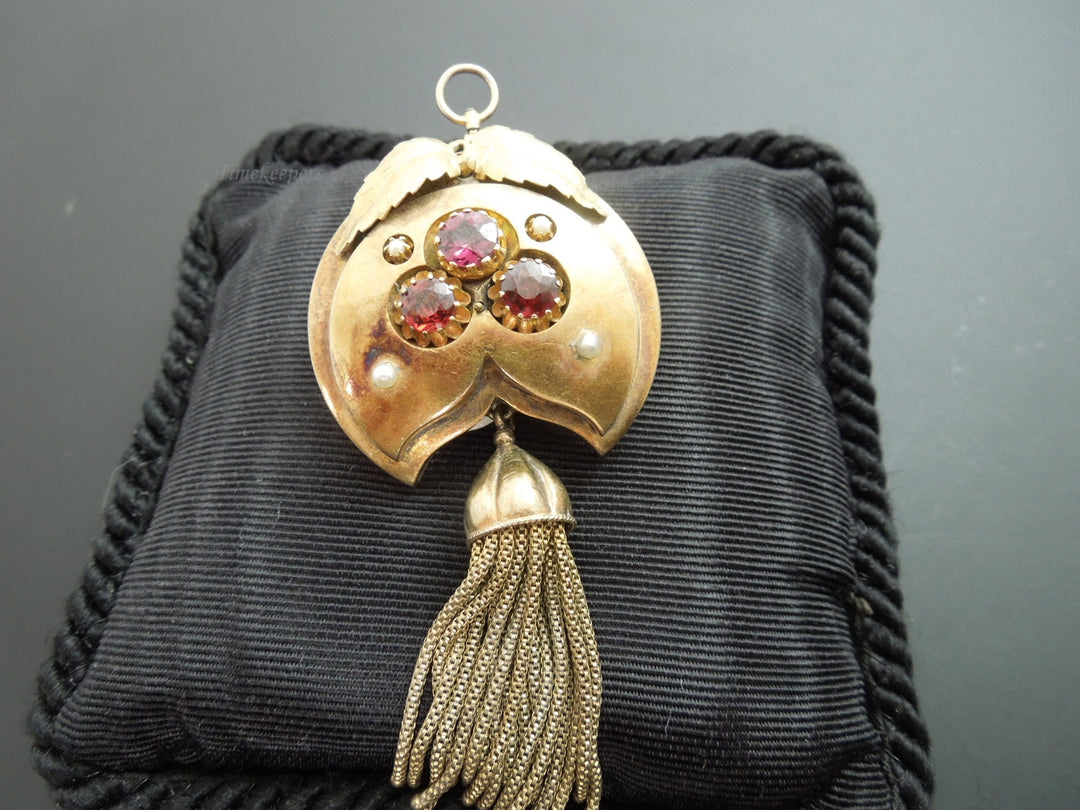 g461  Unique 9kt Yellow Gold Brooch/ Pendant with Ruby and Garnet Stones with Pearls