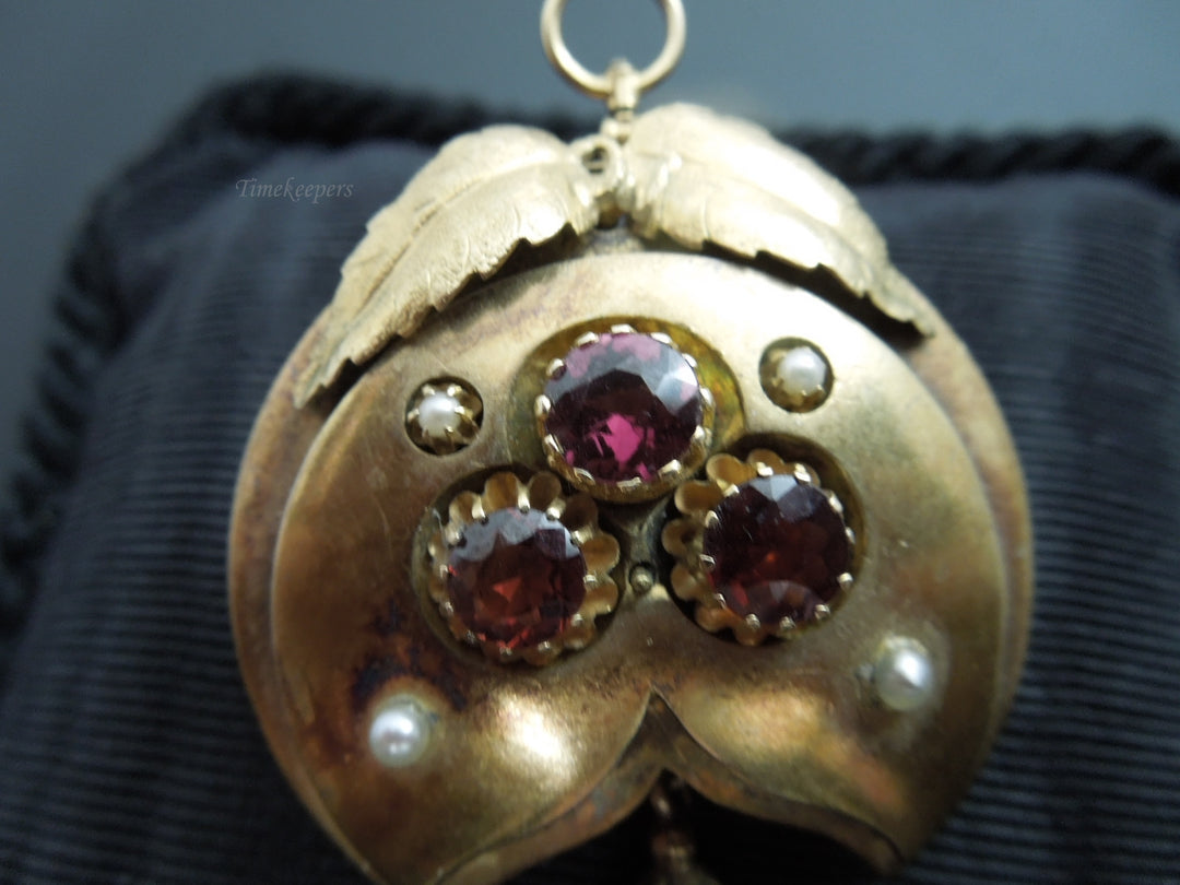 g461  Unique 9kt Yellow Gold Brooch/ Pendant with Ruby and Garnet Stones with Pearls