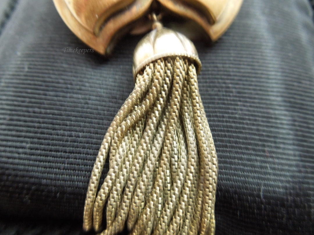 g461  Unique 9kt Yellow Gold Brooch/ Pendant with Ruby and Garnet Stones with Pearls