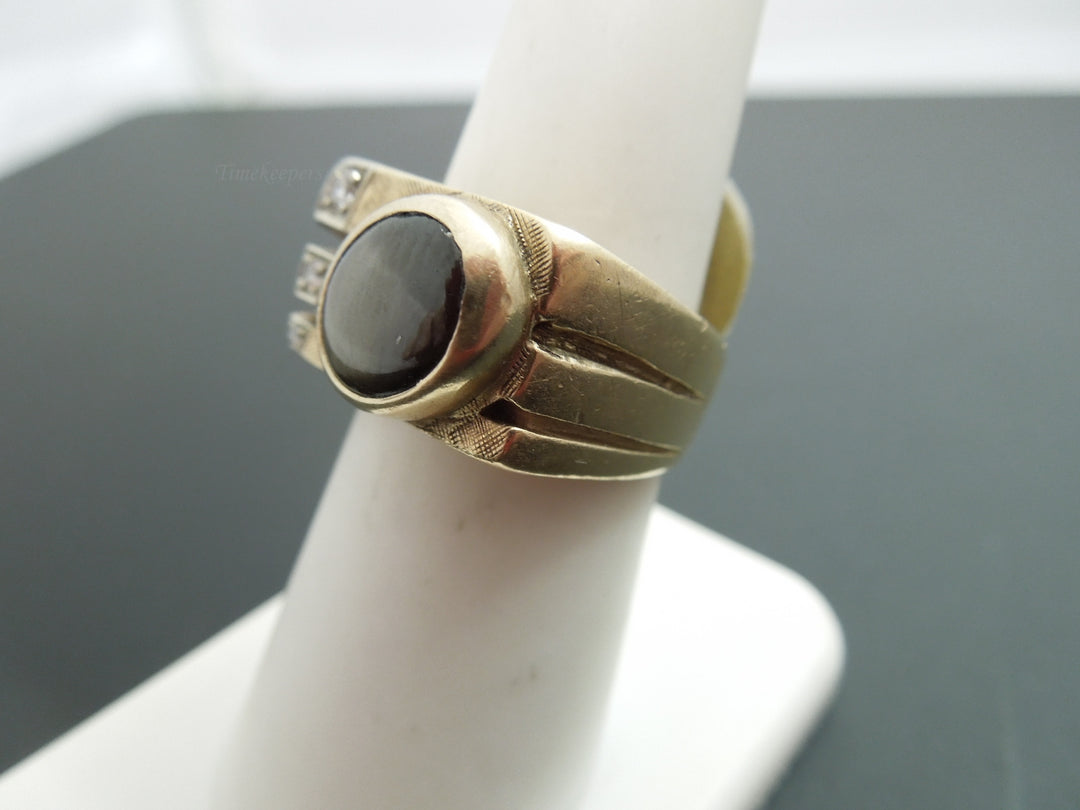 g479 Unique 14kt Yellow Gold Ring with Diamonds and a Black Sapphire Stone