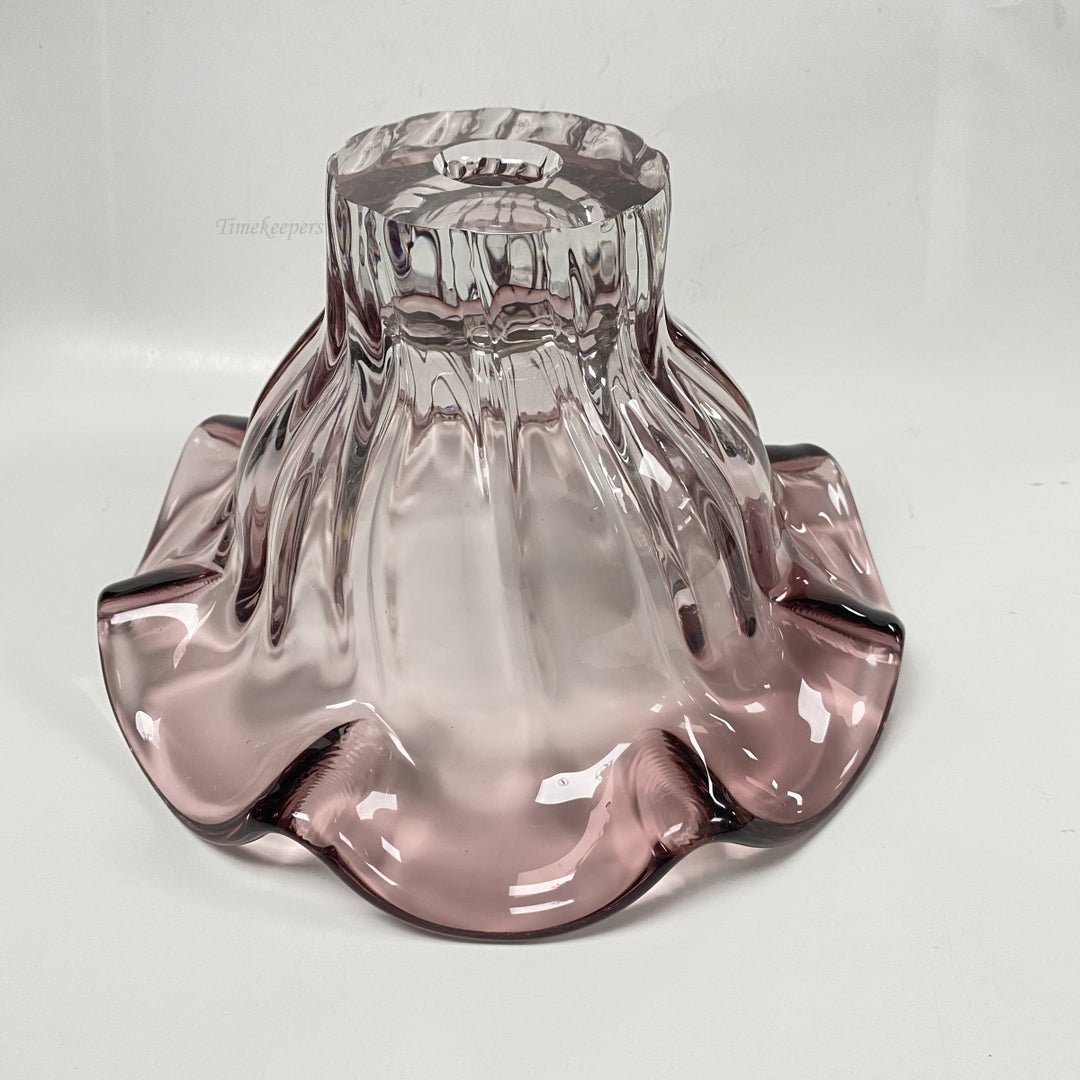 m029 Vintage Soft Pink Glass Flower Shaped European Salad or Candy Serving Dish