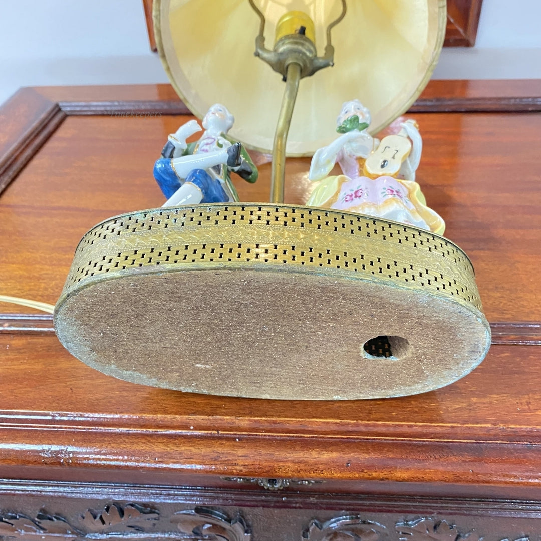 m053 Vintage Collectible Ceramic Figurines Desk Electric Lamp