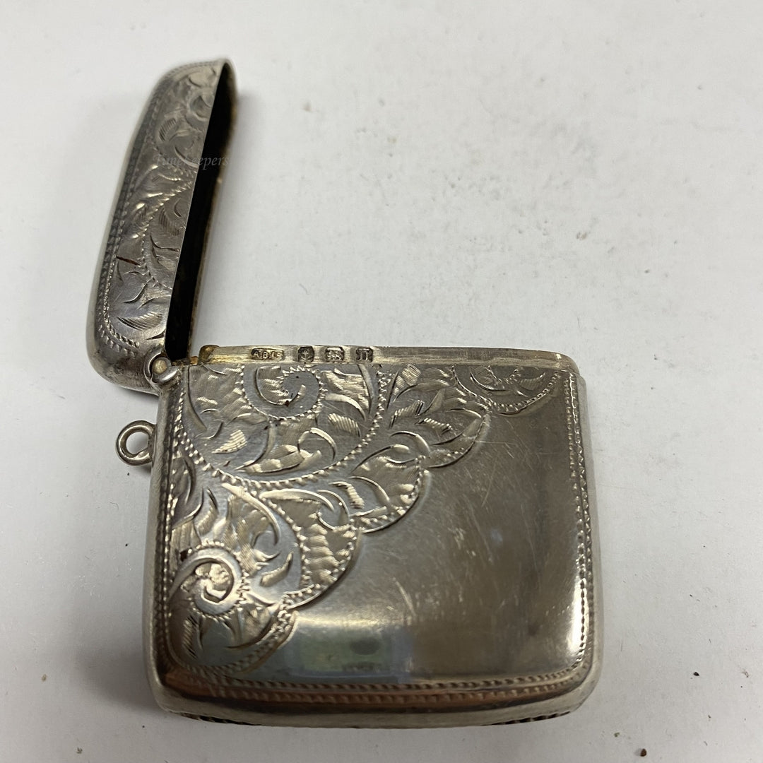 m103 Antique Sterling Silver Vesta Case Match Holder Pendant