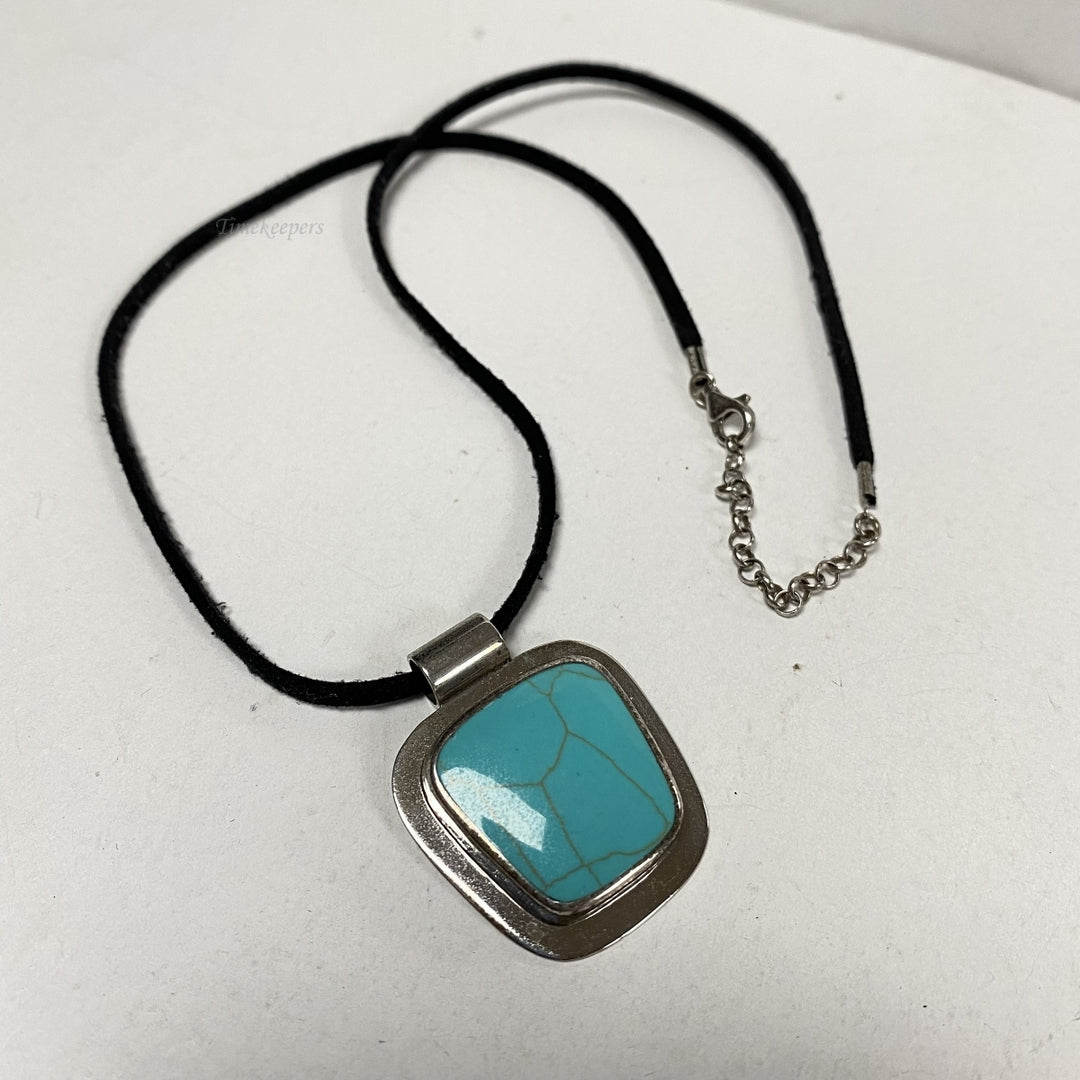 m114 Vintage Sterling Silver Pendant Blue Stone Necklace 21"