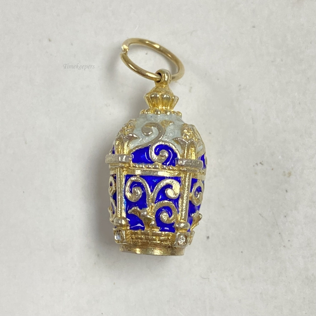 m244 Vintage Sterling Silver Blue Enamel Crown Charm Pendant