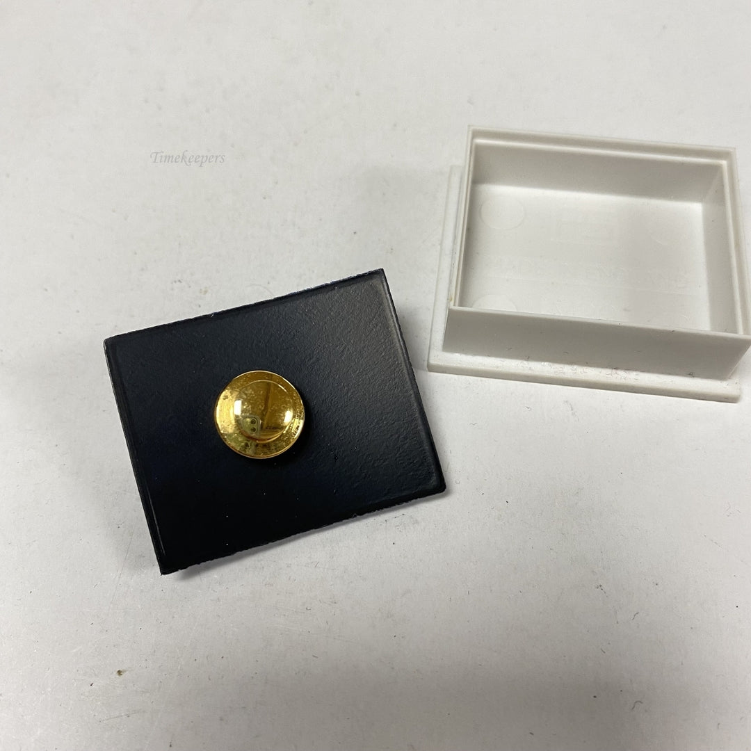 m317 Vintage Gold Tone Clivedon Collection F104 Starfighter Airplane Lapel Pin