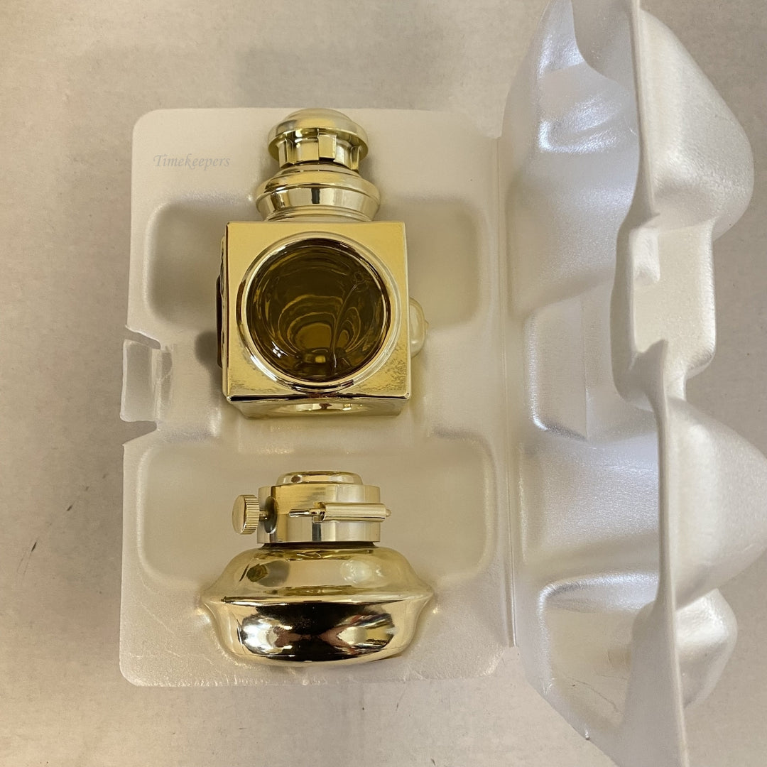 m322 Vintage Avon for Men Auto Lantern Deep Woods After Shave & Talc Collectible