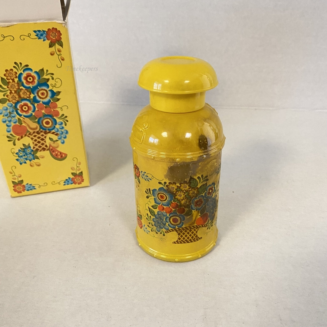m325 Vintage Avon Collectible Creamery Decanter Field Flowers Hand Body Cream