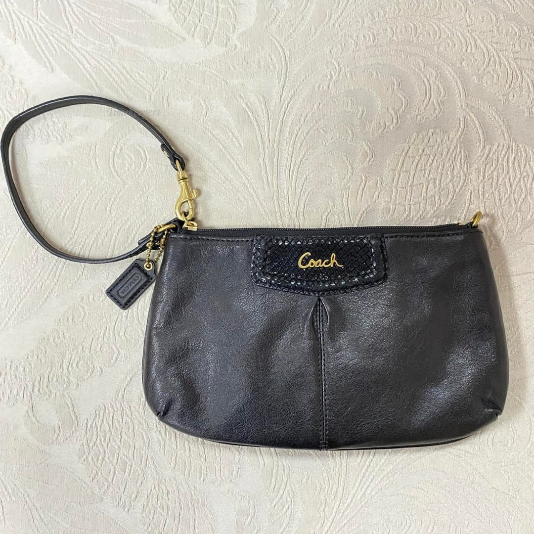 m341 Vintage Coach Black Leather Mini Wristlet Bag Card Cosmetic Travel Purse
