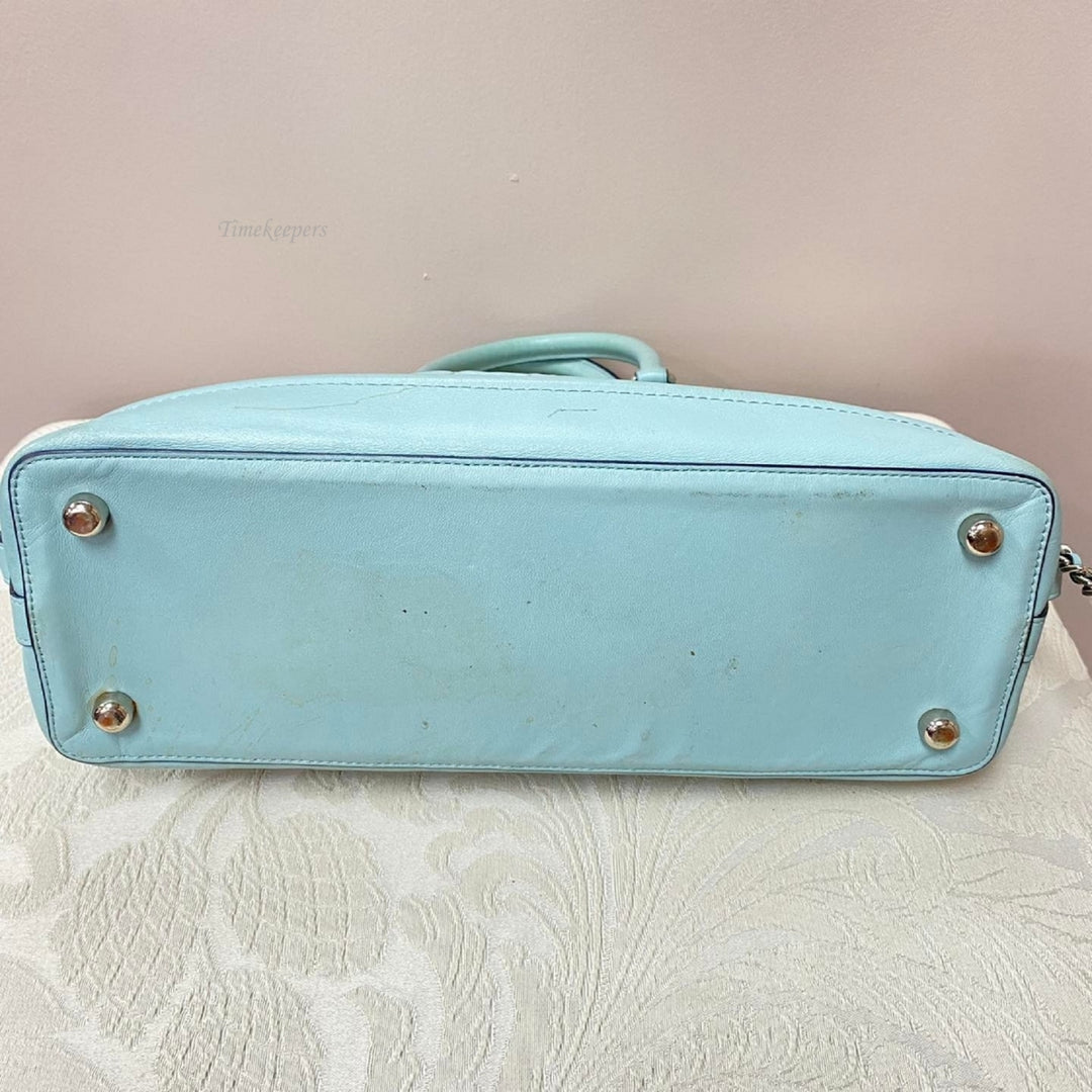 m346 Vintage Coach Sierra Satchel Signature Debossed Patent Leather Powder Blue