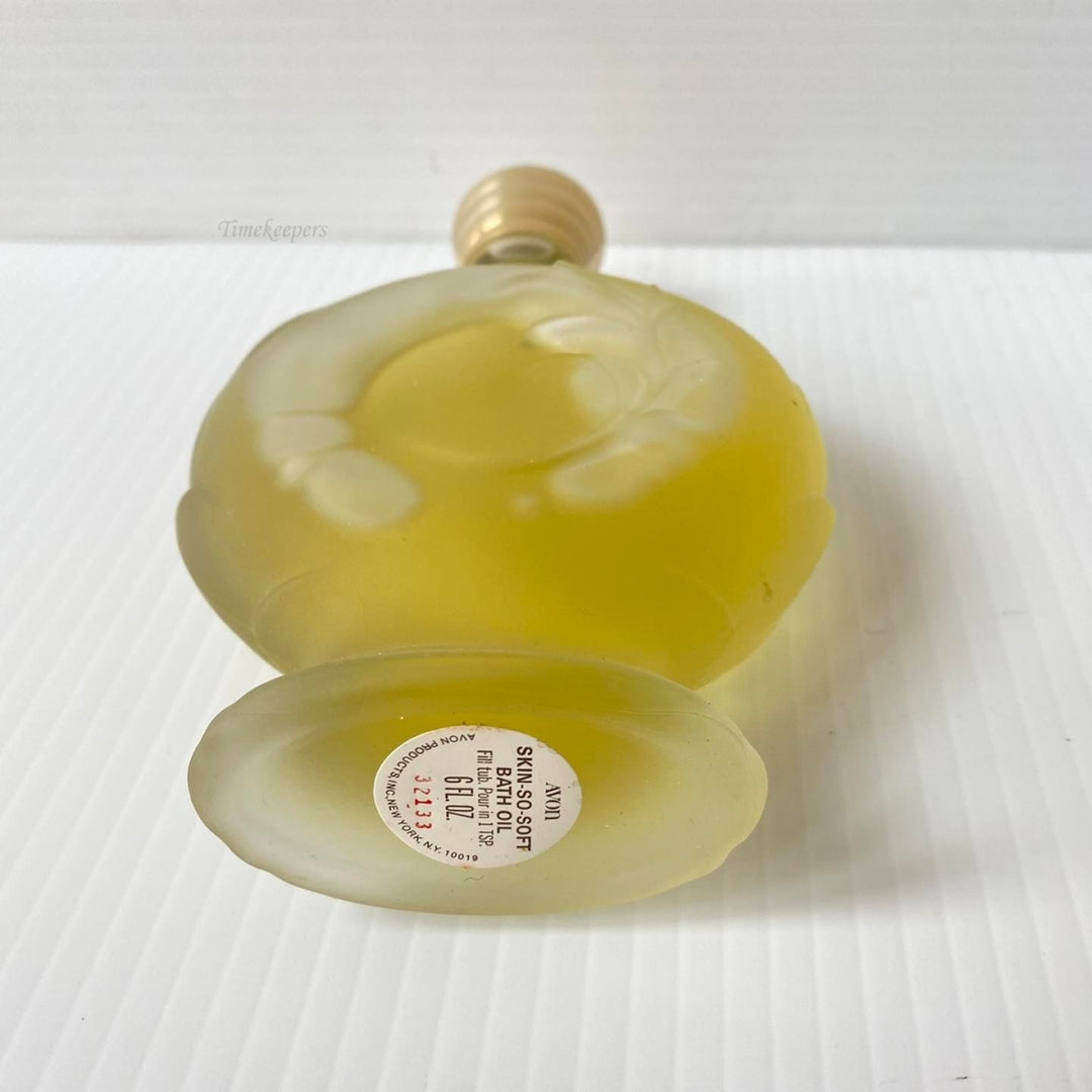 m447 Vintage Avon Love Long Skin-So-Soft Bath Oil 6 fl oz Collectible Bottle