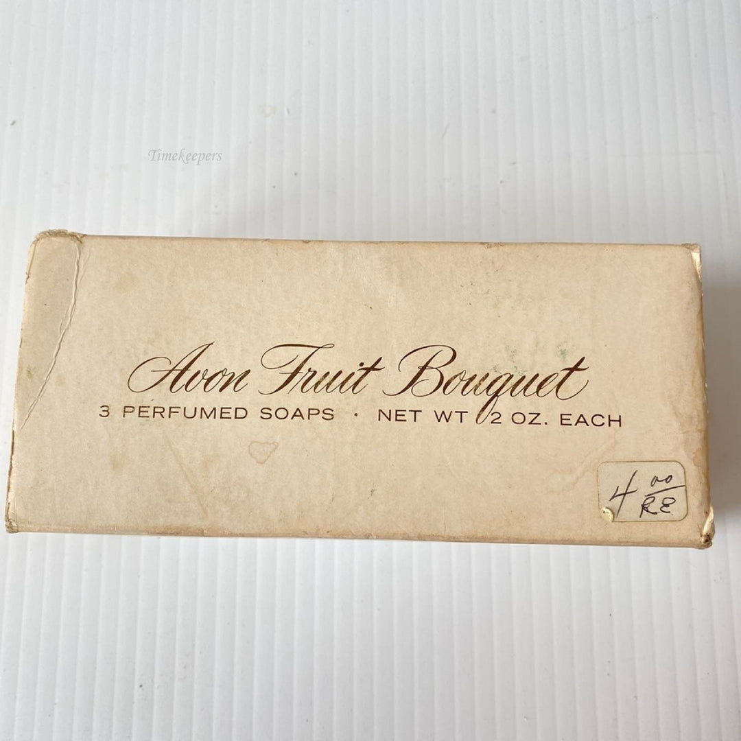 m490 Vintage Avon Collectible Fruit Bouquet 3 Perfumed Soaps 2 OZ Each