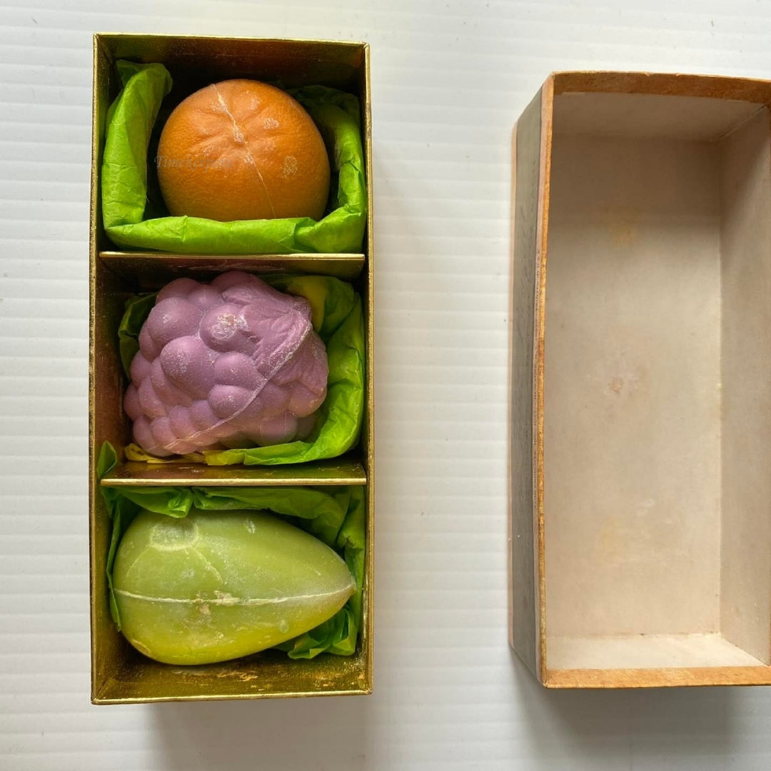 m490 Vintage Avon Collectible Fruit Bouquet 3 Perfumed Soaps 2 OZ Each