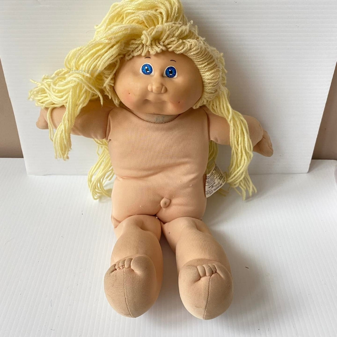 m550 Rare 1982 Cabbage Patch Doll Soft Body Loop Hair Signed by Xavier Roberts