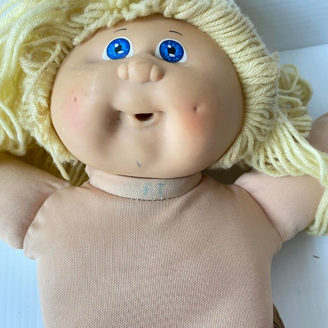 m550 Rare 1982 Cabbage Patch Doll Soft Body Loop Hair Signed by Xavier Roberts