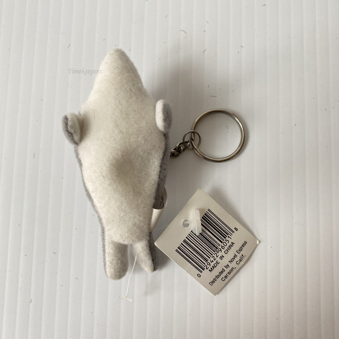 m563 Vintage Stuffed Animal Speedy The Dolphin Key Ring Collectible Toy