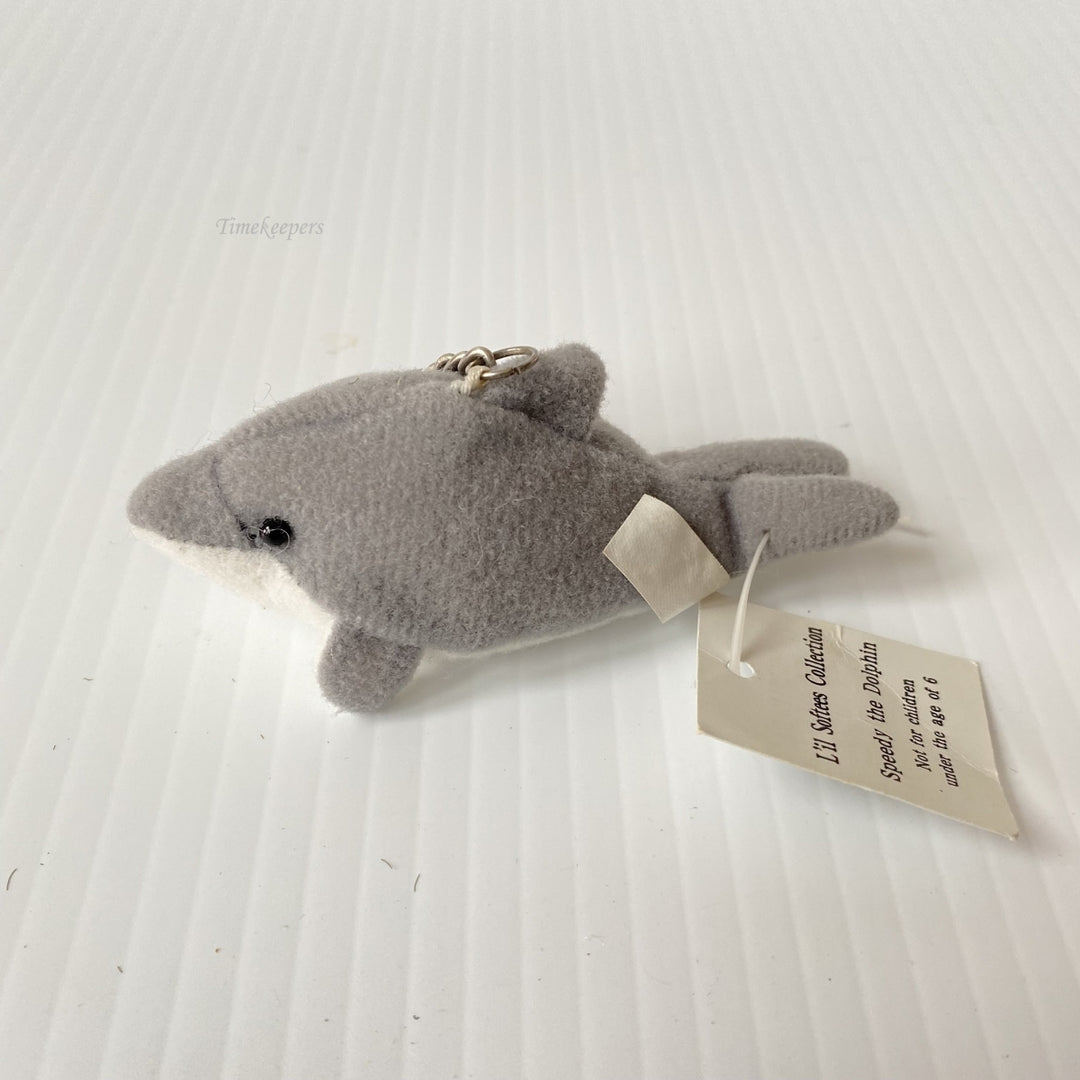 m563 Vintage Stuffed Animal Speedy The Dolphin Key Ring Collectible Toy