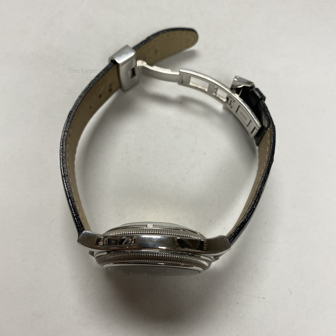 m570 Oris Chronograph Automatic-Winding Water Resistant Swiss Made Wrist Watch