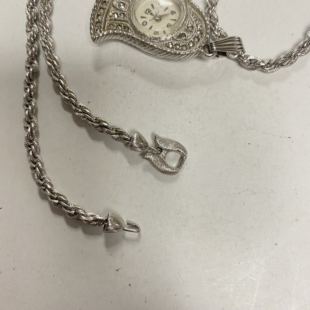 m671 Vintage Sovereign Swiss Made Silver Tone Pendant Watch on 26" Long Necklace