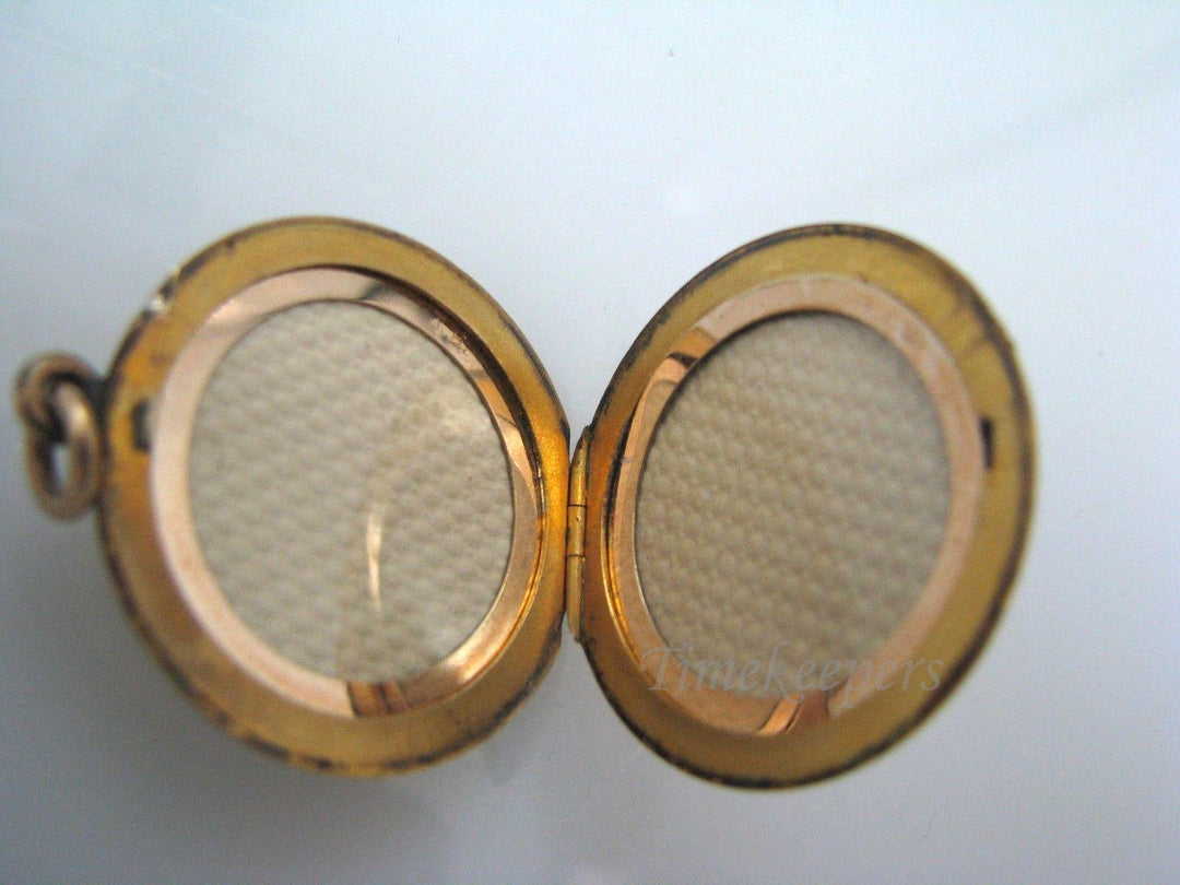 a675 Modern Woodsmen of America Gold Filled Locket