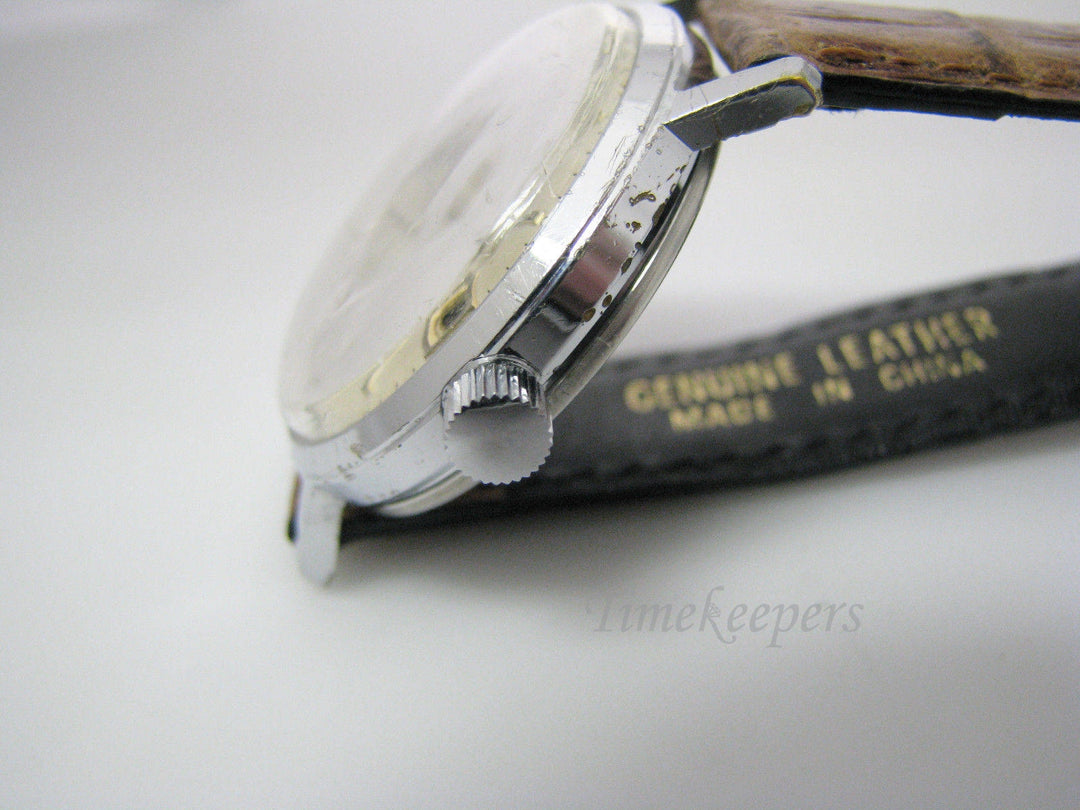 a051 Retro Hand Wind Mechanical Caravelle Watch with Date from the 1970's