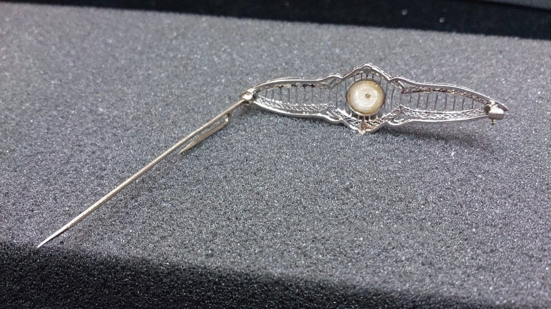 b109 Spectacular Art Deco 10k White Gold Filigree Pin / Brooch with Pearl